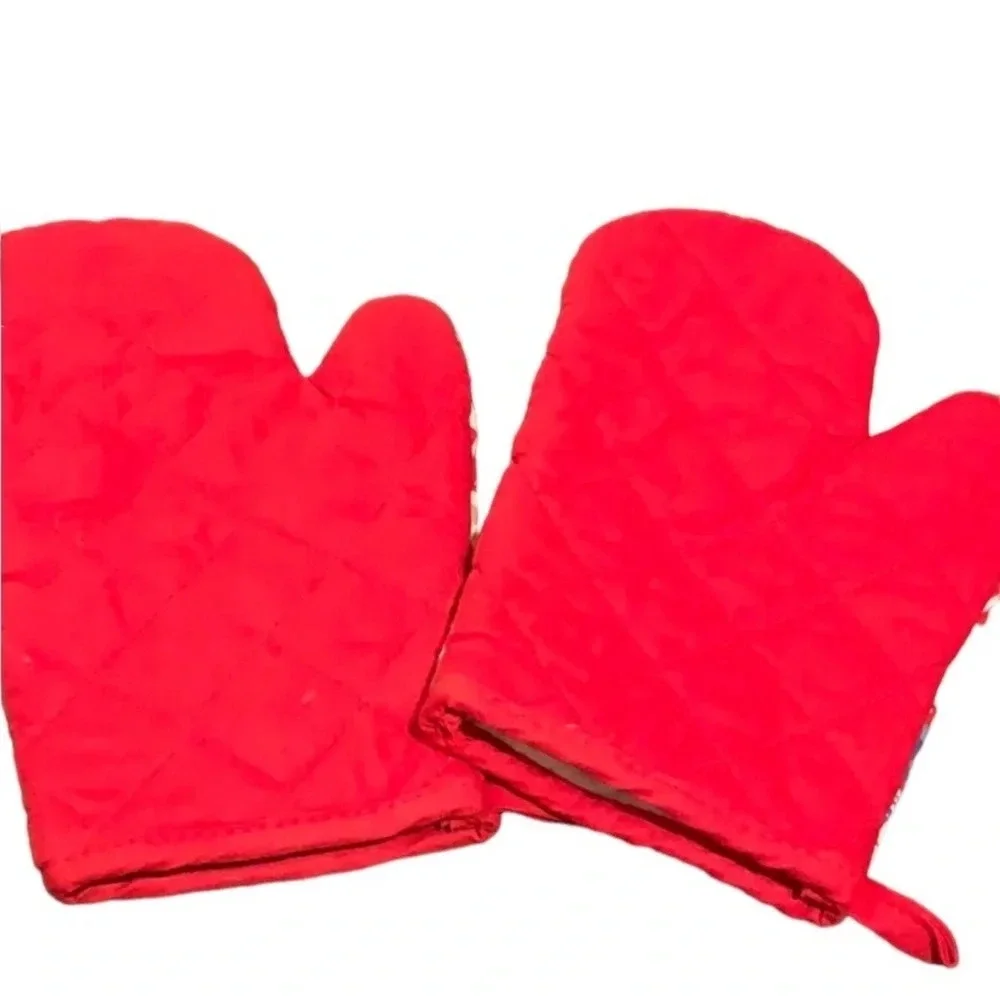 Nantucket Home Summer Themed Oven Mitts (2)